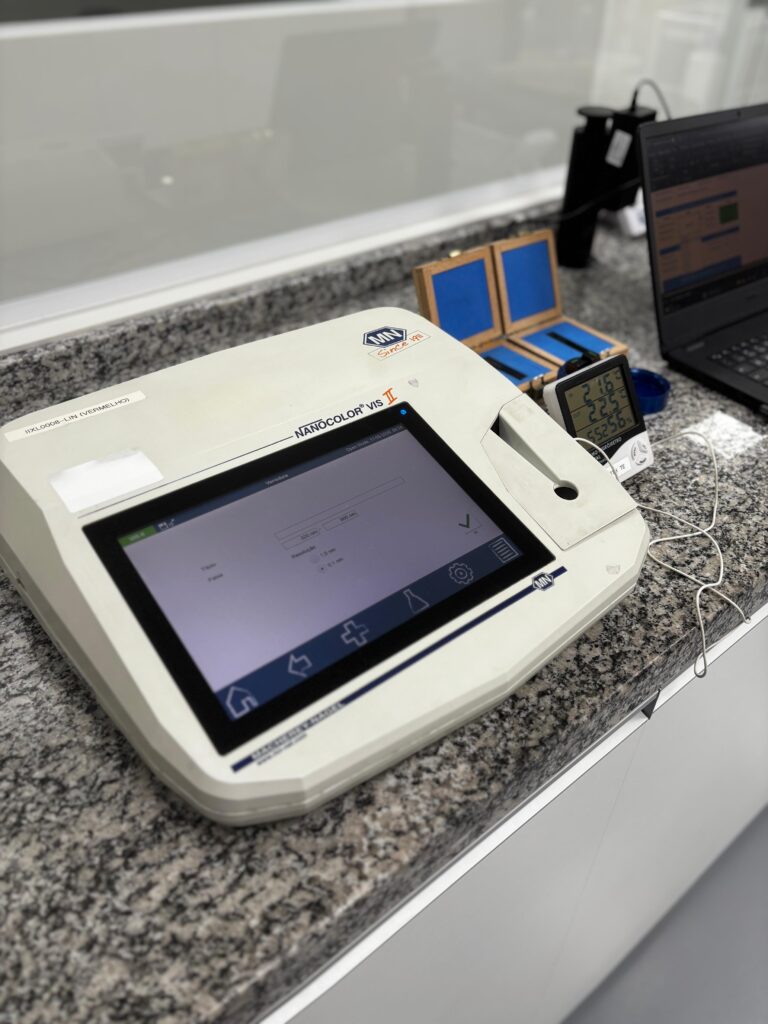 Calibração Acreditada de espectrofotômetro